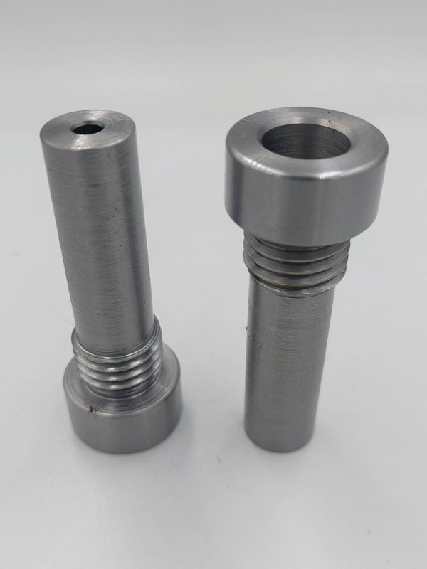 CNC machined stainless steel shaft bolt